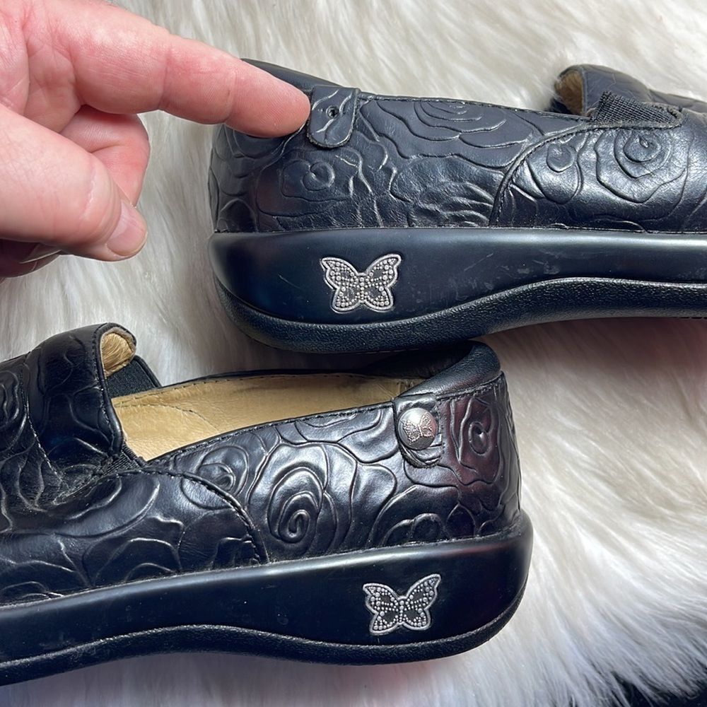 Alegria Keli Black Embossed Leather Flats Sz 37/7 - Picture 7 of 8
